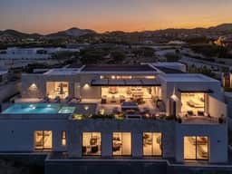 Modern & Spacious 5BR Villa at Querencia - Image 2