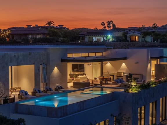 Modern & Spacious 5BR Villa at Querencia - Image 1